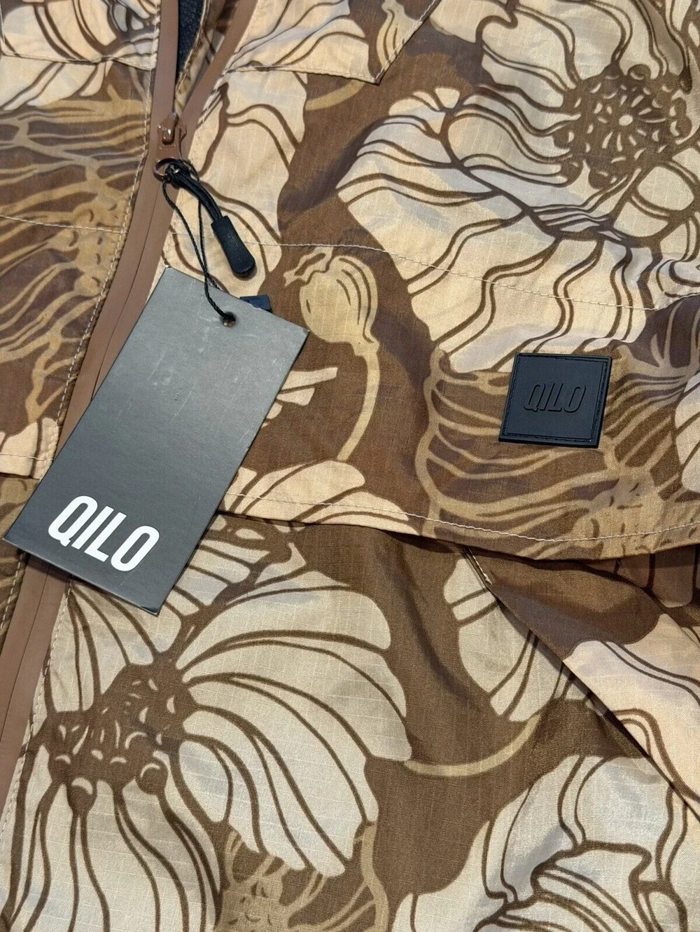 QILO x Bad Moon Gen 3.1 Poppies Windbreaker Bronze Khat Size Small NWT Rare